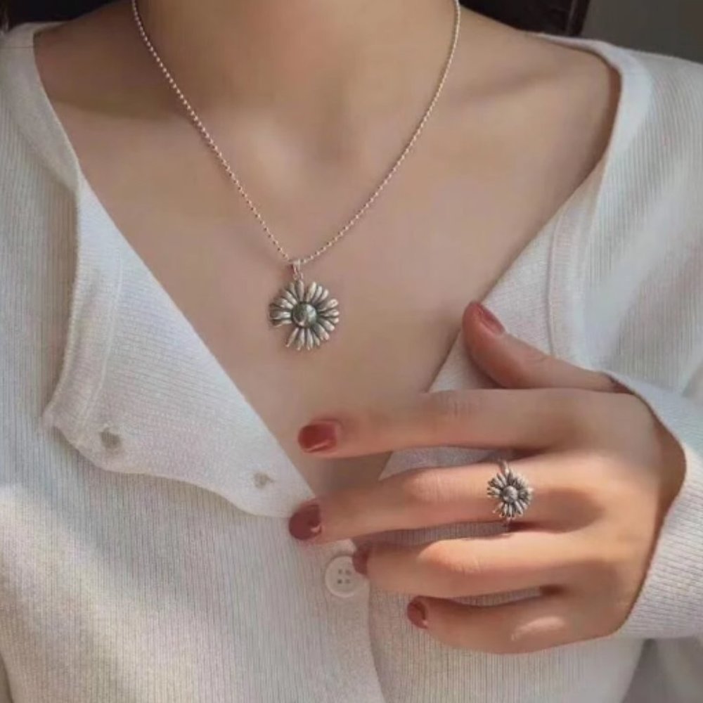 NEW Silver Vintage Flower Thai Silver Necklace - Picture 5 of 6